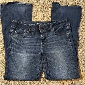 American Eagle Outfitters Blue bootLeg Jeans Classic Style